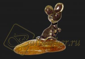 Фигурка сувенир «Мышь» на янтаре