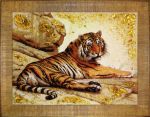 Картина из янтаря Тигр на камнях