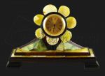 Сувенир из янтаря часы настольные «Цветочек»
