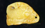Сувенир из янтаря "Золотая рыбка"