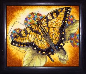 Картина из янтаря "Бабочка"