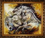Янтарная картина «Лошади галопом»